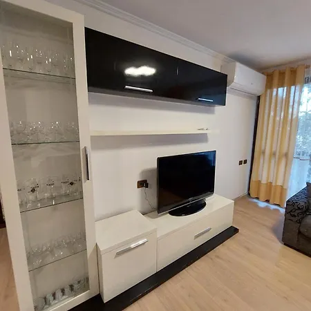 Apartman Selefi Apartment *